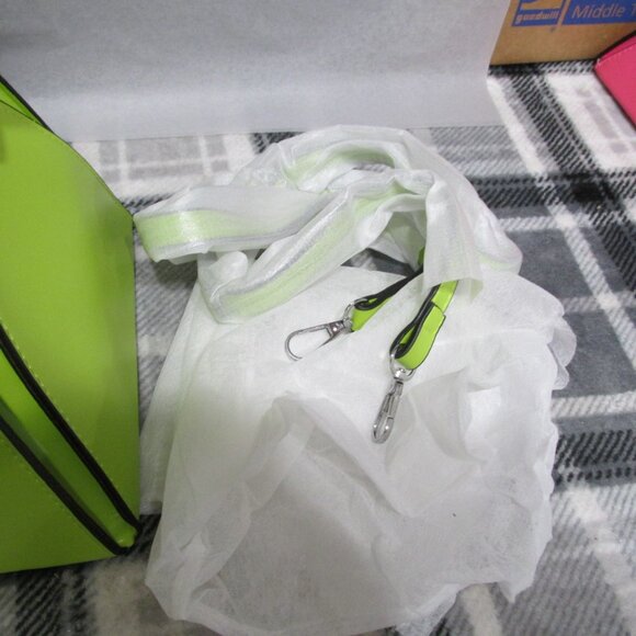 P1610L-NEW Lime Majure Runway Triangle Drawstring Satchel/Crossbody w Dustbag - Picture 6 of 6